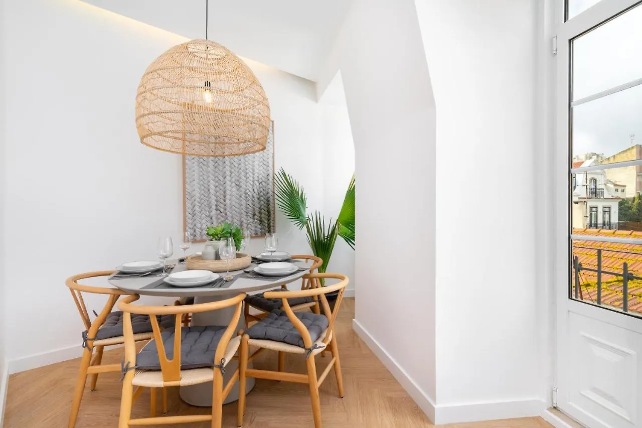 Whome | Luxury Duplex Prime Location Great For Families Lisbon Apartment