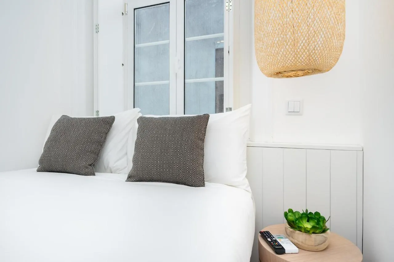 Whome | Luxury Duplex Prime Location Great For Families Lisbon Apartment
