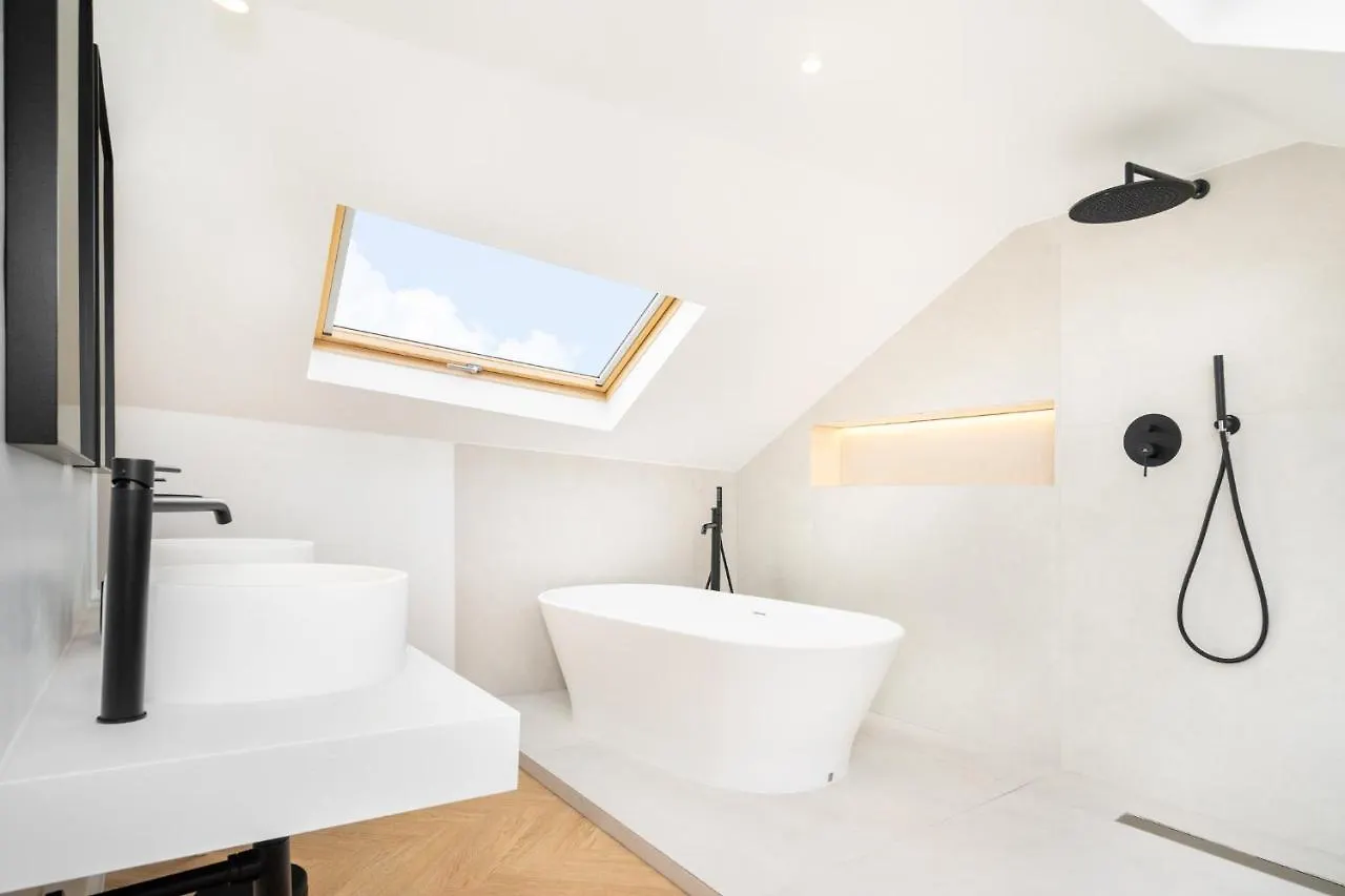 Whome | Luxury Duplex Prime Location Great For Families Lisbon