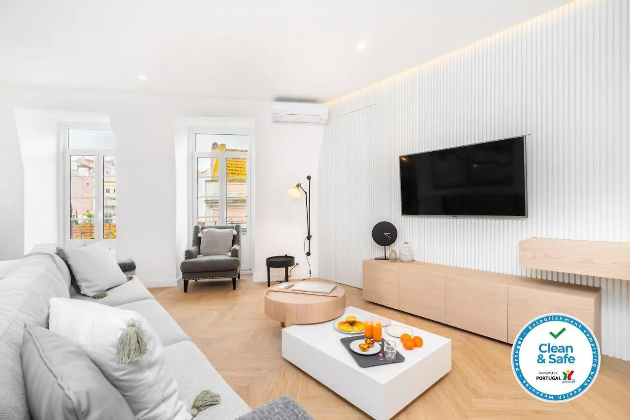 Whome | Luxury Duplex Prime Location Great For Families Lisbon