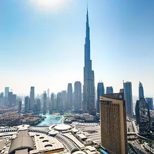 https://magnificent-3br-luxurious-apartment-with-burj-khalifa-view.dubaihotelsoffers.com