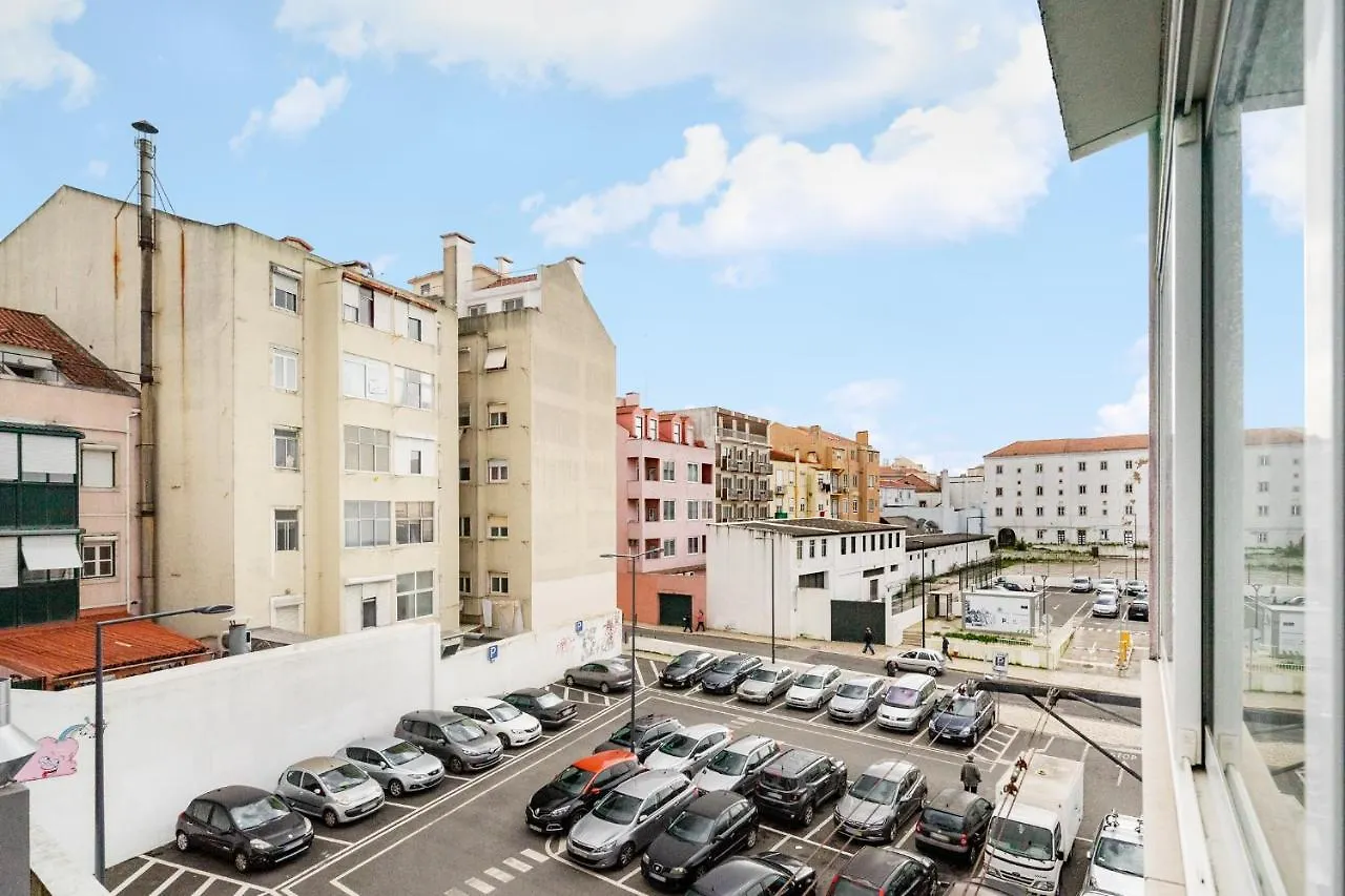Whome | Luxury Duplex Prime Location Great For Families Lisbon 0*,
